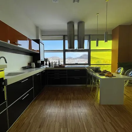 Luxury Family Beachfront Apartamento *